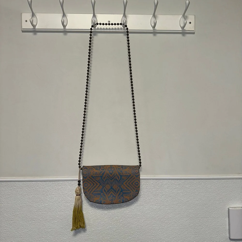 T-Shirt & Jeans Crossbody Bag Blue/Tan with Tassel Geometric ball chain Purse